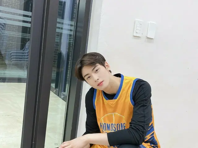 【T公式】ASTRO、今日一日も苦労しました😊 #ロハ守護