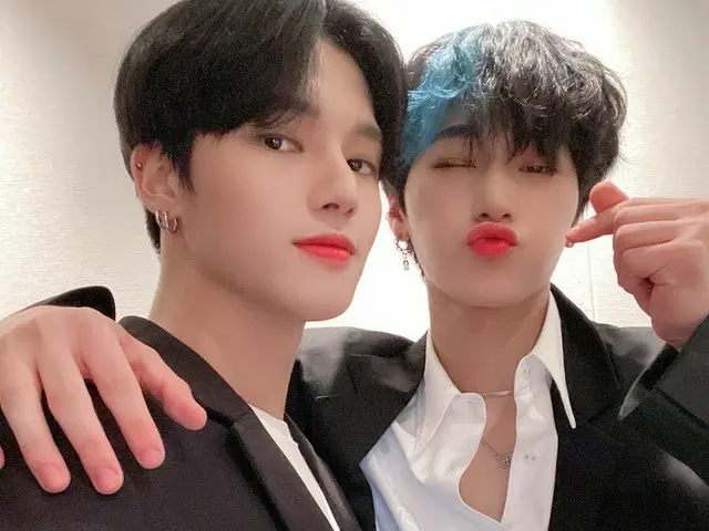 【T公式】ATEEZ、[ #ウヨン]このティーニー今日傘を見ていきなさい笑 #ATEEZ #ATEEZ