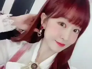 【t公式】LABOUM、[ #油井】リーダー流動書き家畜記念セルカ放出> < バレンタインデーに生まれた油井書き顔もがたがただ❤   #LABOUM #LABO