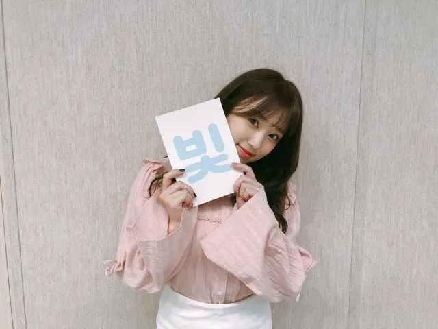 【t公式】IZ*ONE_、[ #FIESTA_EVE]目前に迫ってきた祭りの日❣IZ*ONE_はどんな話をしてもらえますか❓🤔