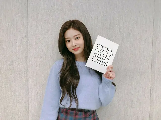 【t公式】IZ*ONE_、[ #FIESTA_EVE]目前に迫ってきた祭りの日❣IZ*ONE_はどんな話をしてもらえますか❓🤔