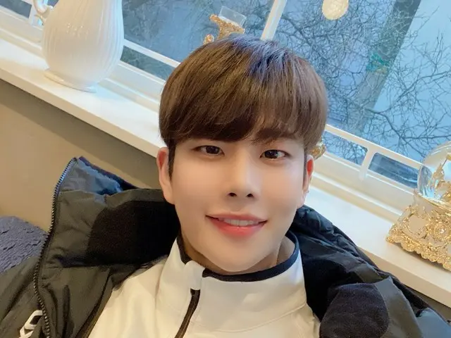 【T公式】ASTRO、アロハいつもありがたく愛し💕 ライターエムロし #ONEnONLY #ASTRO_AROHA_4EVER
