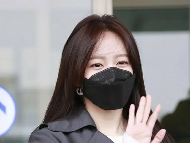 EXID ハニ、フランス・パリに向けて出発