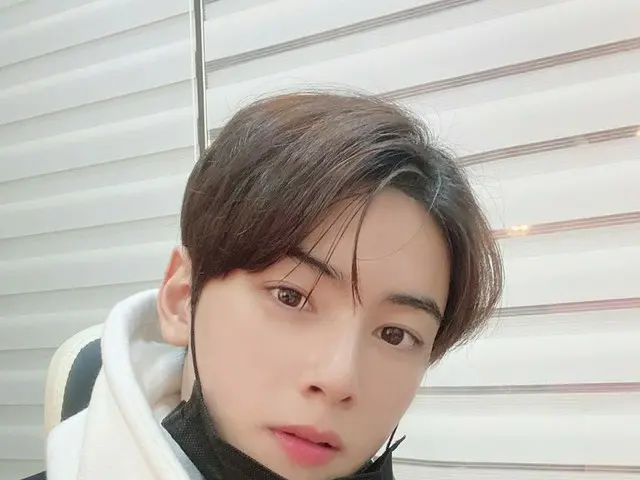 【T公式】ASTRO、今日一日も苦労しましたアロハ💜💜💜 #ロハ守護 #次ナイト