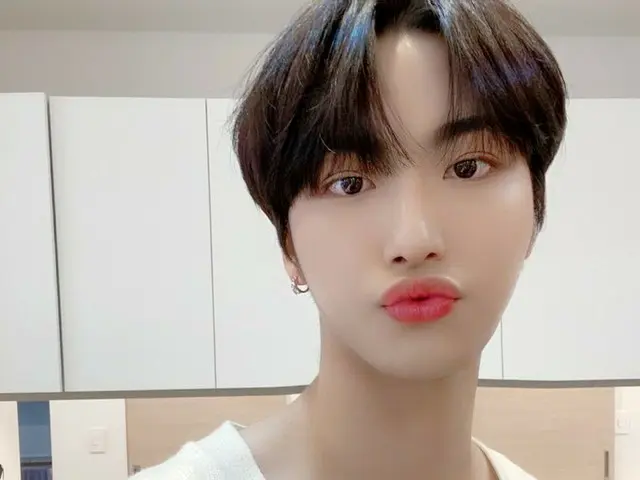 【T公式】ATEEZ、[ #化]の誕生日は終わったが、セルカは残っITZY😆 #ATEEZ #ATEEZ