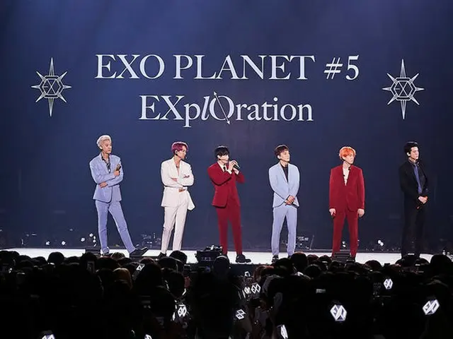EXO、5回目の単独コンサート画報集とライブアルバムを4月21日に発売。
