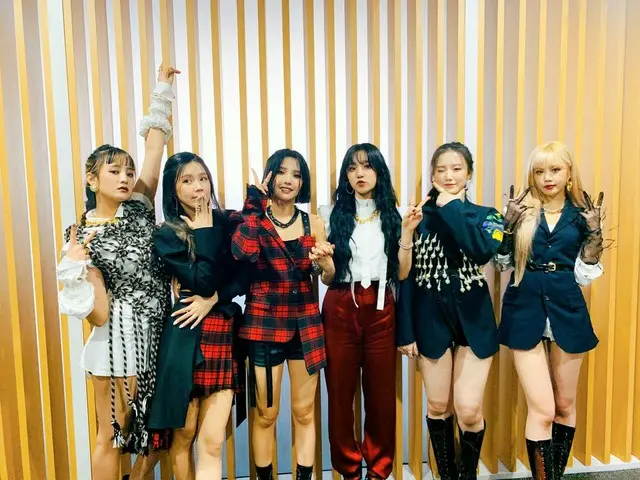 【t公式】(G)I-DLE_、[📸] 20200409エムカウントダウン私たちネバーランドが待っていた」Oh my god」初めての部屋！ オーマイゴッド感嘆