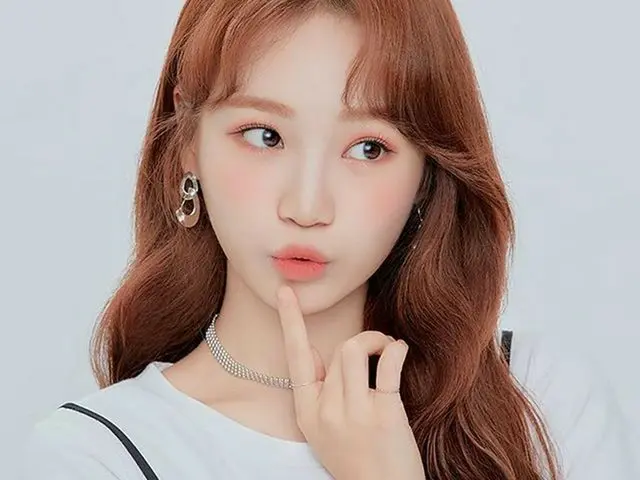 【g公式】IZ*ONE_、 #Repost colorgramtok_official  Xofficial_IZONE  チェウォンが顔にフルがついたね