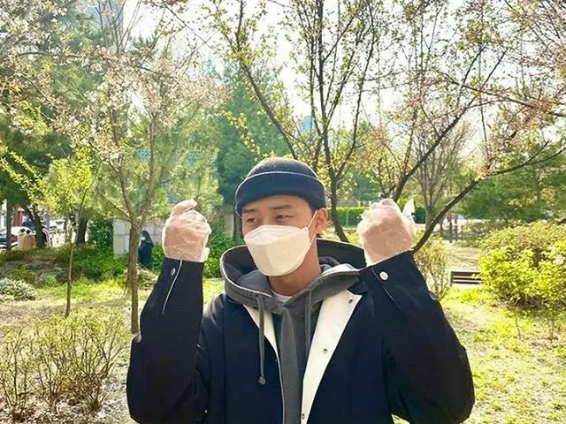 【G公式】俳優パク・ソジュン、投票完了  