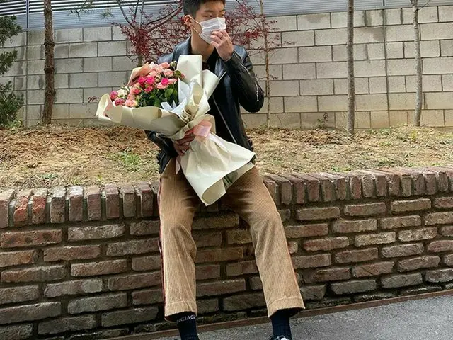 【G公式】WINNER_スンフン、花よりスンフン  