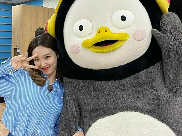 【g公式】TWICE、ペン後輩ファイティング🤚   
