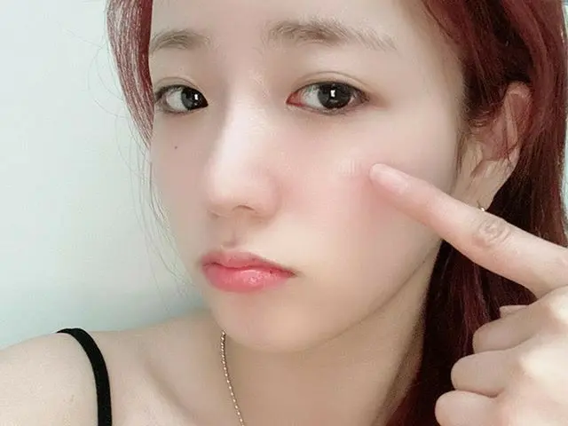 【g公式】Apink_ボミ、今日はここに😭😭トラブルぴったりストップ！  #アクロパス #トラブルキュア #肌トラブル #ぴったりストップソリューション #