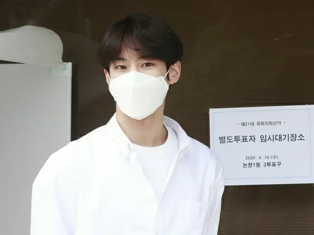 PRODUCE X 101 出演 ユン・ソビン、「第21代国会議員」選挙投票所へ