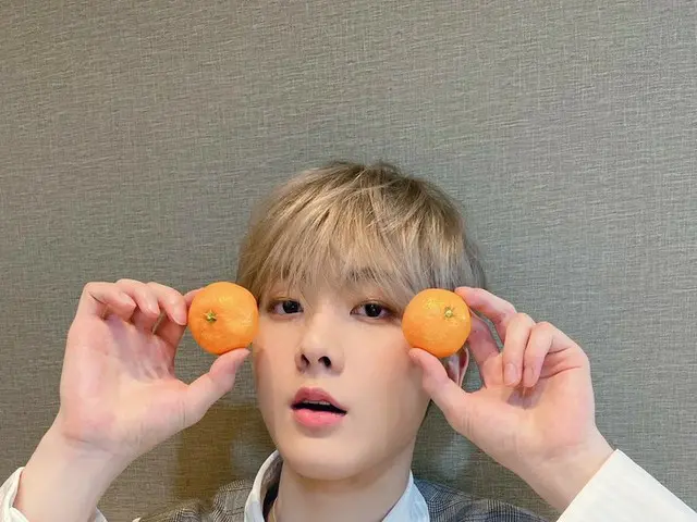 【T公式】ASTRO、まあ～～デザートはおいしいみかんで～～～ 皆さんも一度召し上がってみてください！🍊  #Tasteoflovekfood #Korean