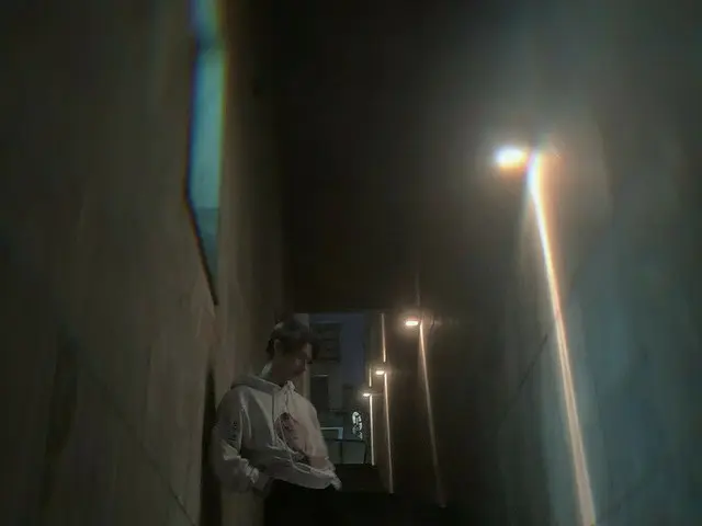 【JT公式】SEVENTEEN、RT pledis_17：[17'S JUN]昔の写真🌃 