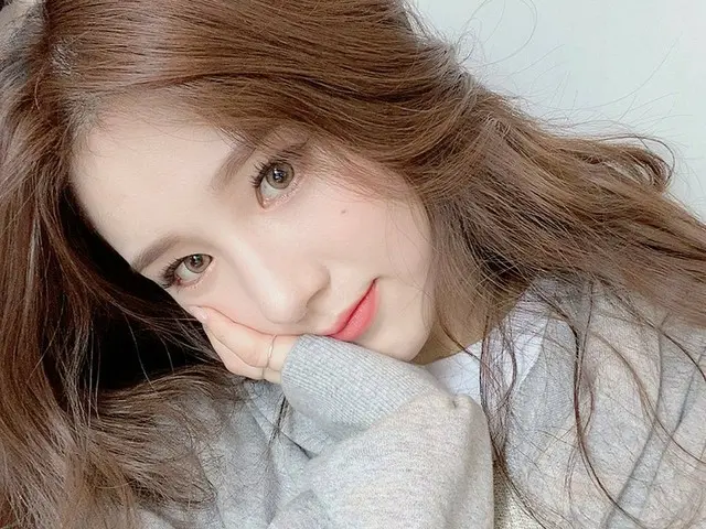 【t公式】今月の少女(Loona)、 #今月の少女(LOONA)月の周波数スペシャルゲストは、その場ですぐ #ヒジン #ヒョンジン#ViViでした！ Orbit