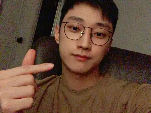【G公式】B1A4_ジニョン、みなさん本当に久しぶりです！ すべてがうまくやってのです？ 私もよく過ごしています！ いつも元気で痛くない！ファイト  #ジニョン