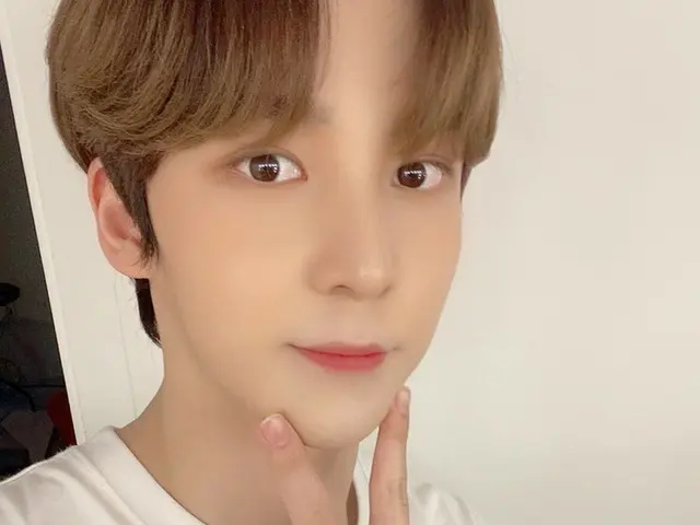 【T公式】ATEEZ、[ #ユノ]ユンホトレード五💕💕😘このティーニも一緒に五❤  #ATEEZ #ATEEZ 