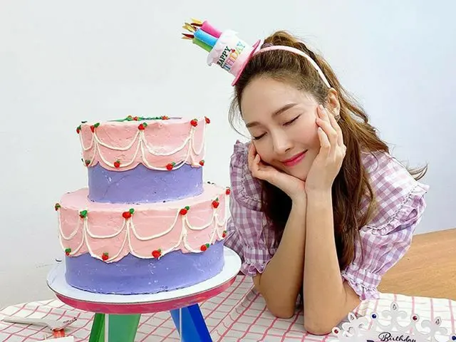 【g公式】少女時代_出身ジェシカ、Thank you so much for all the birthdaylove💖  I'm truly gratefu