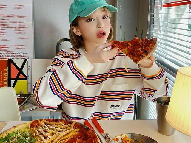 【g公式】モデルカン・テリ、私の愛ニューオーダーピザ🍕🍕🍕  neworderclub_seoul   