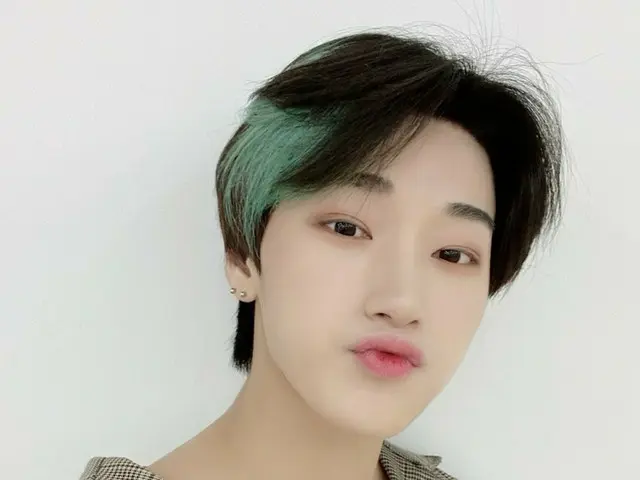 【T公式】ATEEZ、[📷]恐竜になって帰ってきた山ミンキー🦖🦖V LIVE Behind Photo  ⠀ 山とミンギのかわいい罰則から誰よりもご機嫌ホ