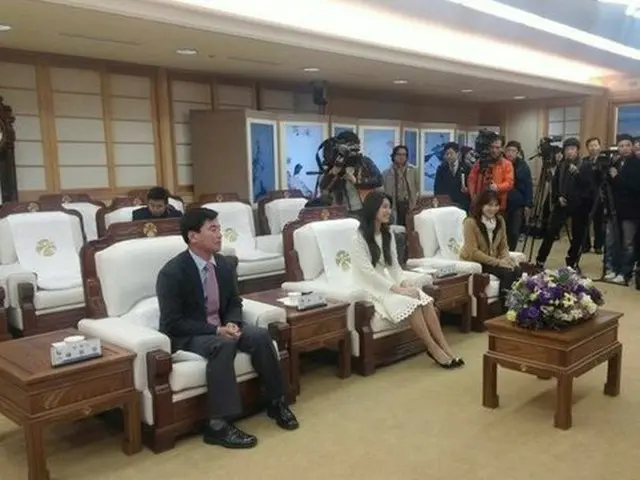 MISS A　スジ　Suzy、母親が「もっと美人」説で話題。