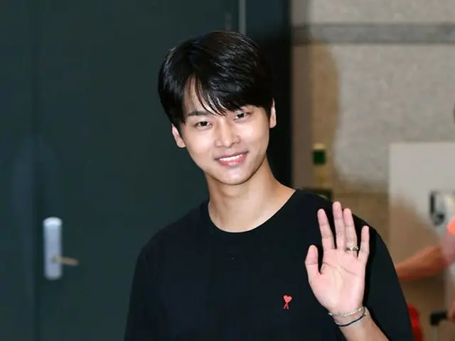 VIXX エン、台湾・台北での韓流博覧会を終えて韓国・仁川国際空港に到着。