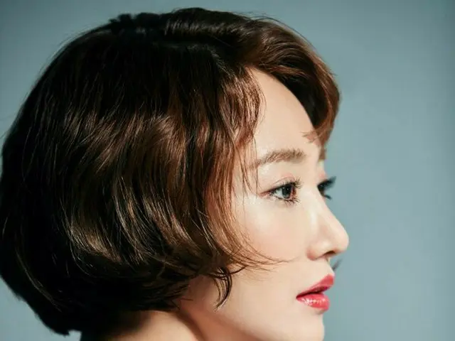 女優コ・ジュンヒ、画報公開。