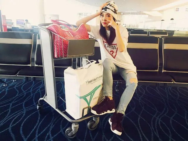 2NE1 出身DARA、SNS更新。