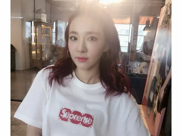 2NE1 出身DARA、SNS更新。