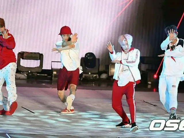 NCT U、「SMTOWN LIVE WORLD TOUR VI in SEOUL」出演中。