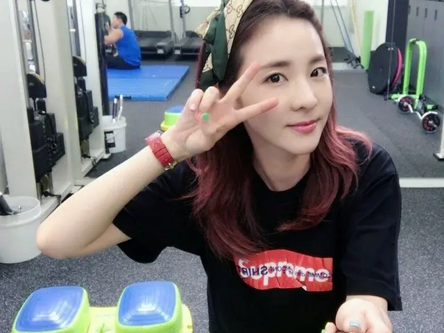 2NE1 出身DARA、SNS更新。