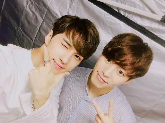 【eJT公式】VIXX、 ご参加頂けなかった方もたくさんいらっしゃると思うので・・ それぞれのハイタッチブースから1枚お届け。