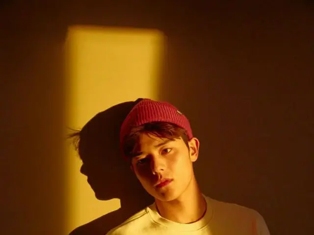 ZE：A キム・ドンジュン、画報公開。
