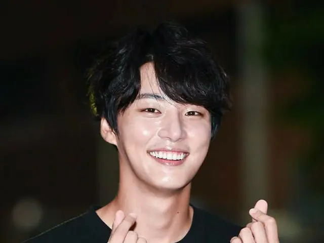 俳優ユン・シユン、ドラマ「最高の一発」打ち上げに参加。