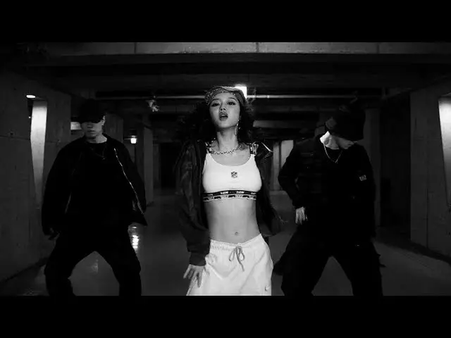 【t公式】OH MY GIRL、YooA(OH MY GIRL) -  Traffic(OT Genasis)cover