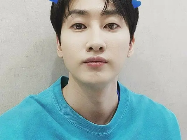 【G公式】SUPER JUNIOR_ウニョク(Eunhyuk)、週刊アイドルmcです🤗   