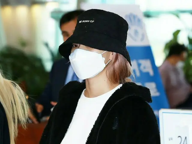 TWICE、チェジュ(済州)島に向かって出発中