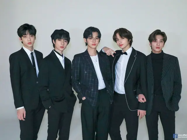 【T公式】TXT、「Big Hit Artist Group photo」Sketch  TOMORROW X TOGETHER ver