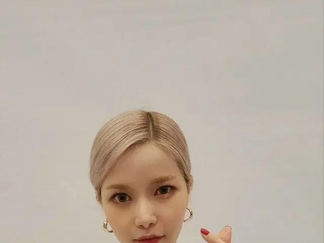 【t公式】MAMAMOO、[ #ソーラー] 最初のビデオ通話のファンサイン会を終えて📸 ムームーに今日も応援してくれてありがたく明日も力強く応援してくれるだろ