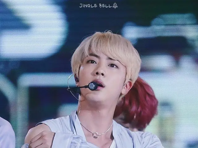#BTS(防弾少年団) JIN、「露出は我慢できない」が話題