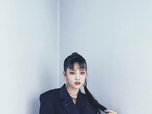 【t公式】(G)I-DLE_、[ #ミンニ]🖤❤🖤❤   