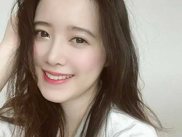 【g公式】女優ク・ヘソン、撮影しています！   