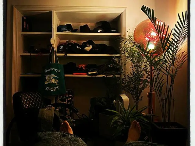 【G公式】CNBLUE_ジョンシンは、何か...何かもっときれいにしたいと思う！ #homesweethome   
