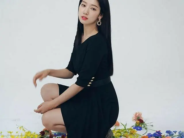【g公式】女優パク・シネ、New post   