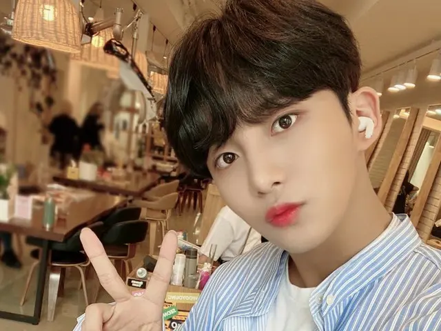 【T公式】ATEEZ、[ #ジョンホ] Vの✌️🥰 #ATEEZ #ATEEZ