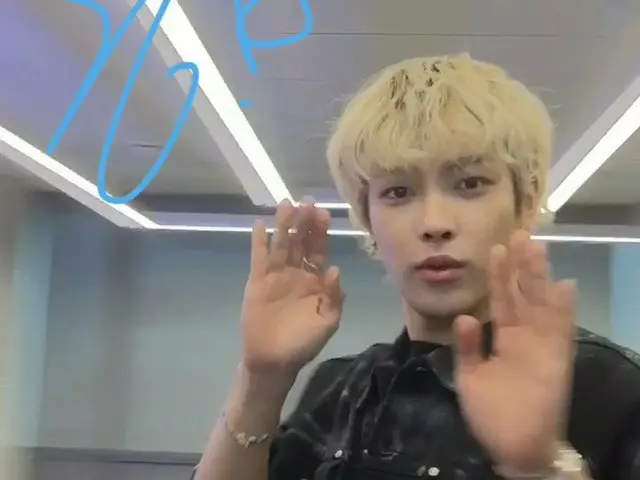 【T公式】ATEEZ、[🎬] Let's get it！🤟🏻💙  #TwitterBlueroom #ASKATEEZ #ATEEZ #ATEEZ #S