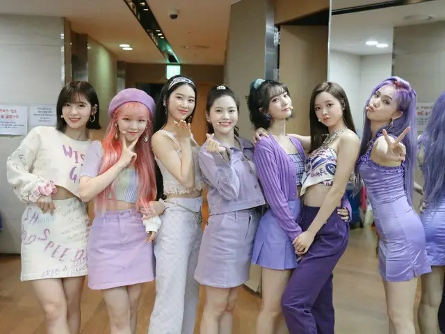 【t公式】OH MY GIRL、[ #OhTimes] 200430エムカウントダウン📸  🎉祝うOH MY GIRLカムバック🎉  「OH MY GIR