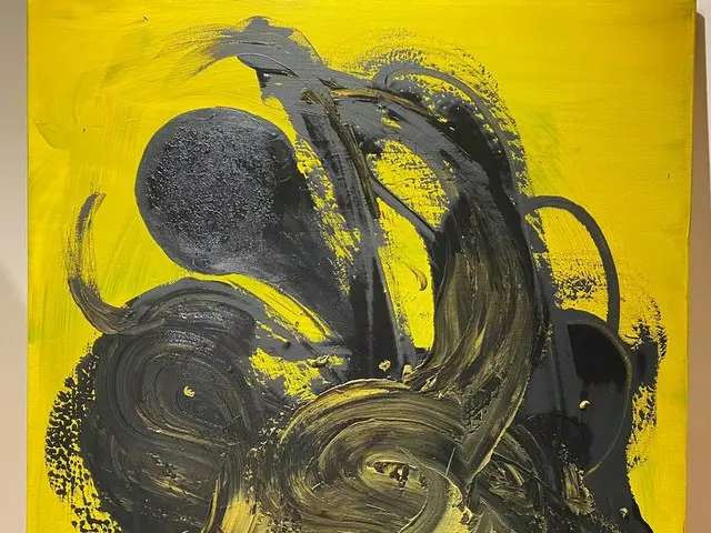 【JT公式】SEVENTEEN、RT pledis_17：[17'S THE 8] GoldenMay🟡   #8painting 