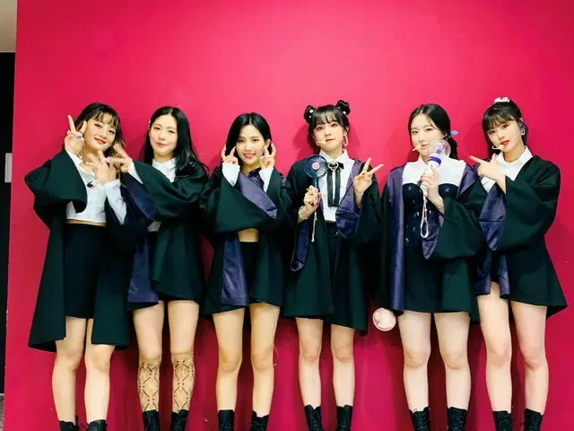 【t公式】(G)I-DLE_、[📸] 20200502音楽中心マントとネバー棒🔮チビウィザードに変身した子供！ 重要な2周年にリリースした特別な「愛してる」